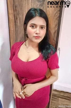beautiful hot girl nabeela in Mumbai with big ass